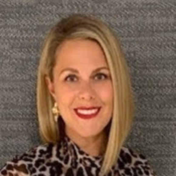 Meet your Posher, Heidi - Picture 1 of 1